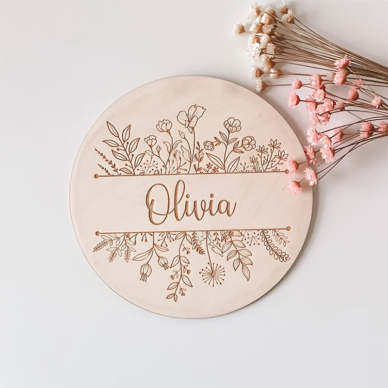 Baby Nursery Name Sign - ป้ายชื่อสลักลายดอกไม้แบบส่วนตัว, ป้ายไม้ทรงกลมแบบกำหนดเอง, ของตกแต่งผนังบ้าน, ของขวัญที่มีความหมาย
