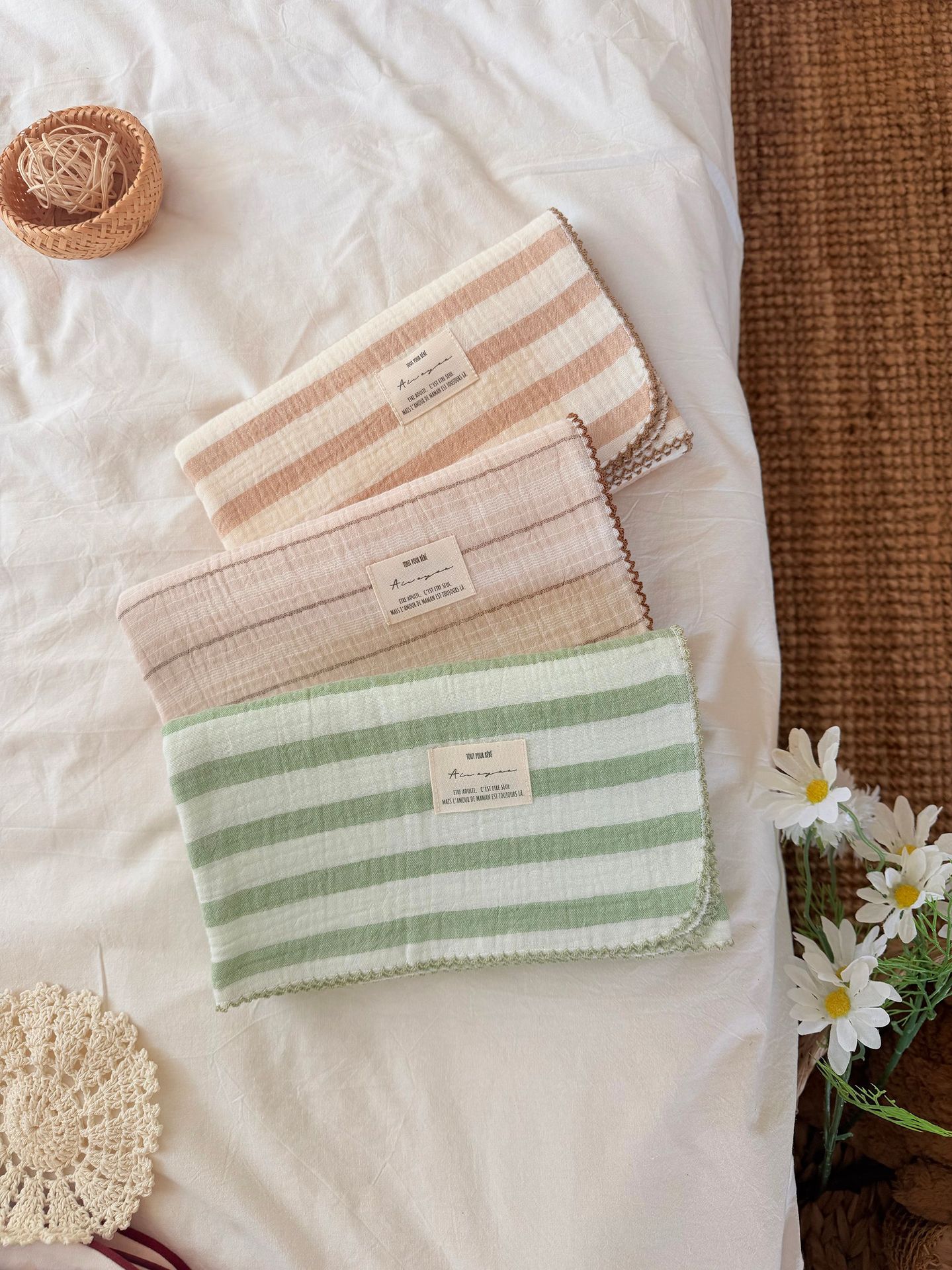 ผ้าห่อตัวเด็กทารกฤดูร้อน ผ้ามั - Baby Boy Nursery Quilt บทวิจารณ์และราคา