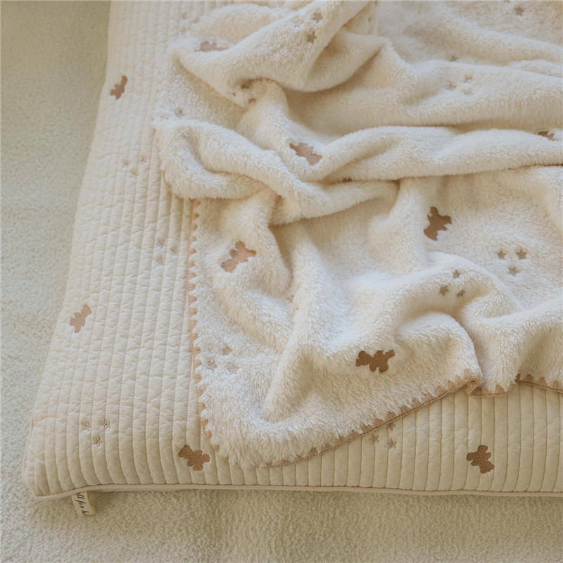 ฤดูหนาวผ้าห่มเด็กทารกแรกเกิดขน - Baby Boy Nursery Quilt บทวิจารณ์และราคา