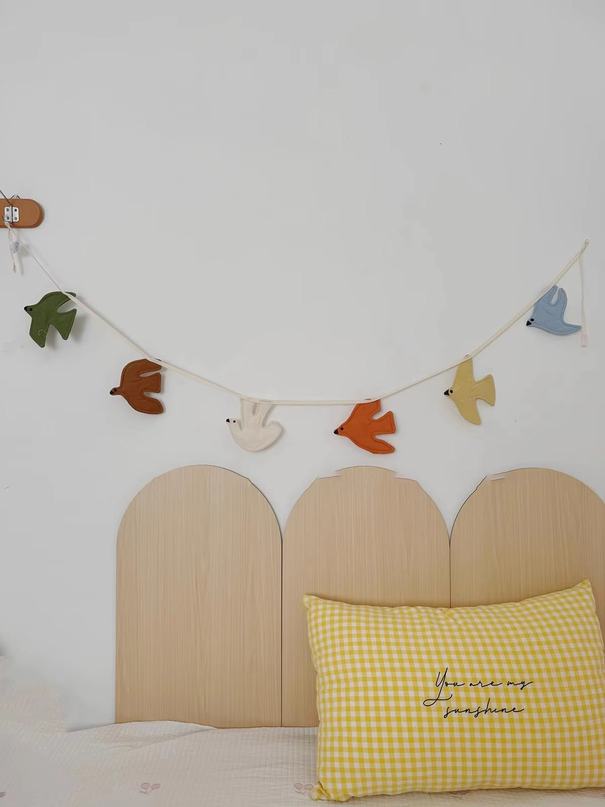 ธงผ้ารูปนกสำหรับตกแต่งห้องเด็ก - Baby Nursery Fabric บทวิจารณ์และราคา