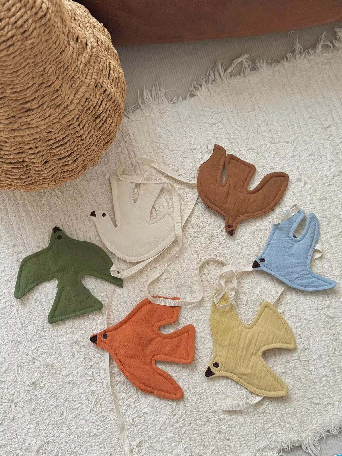ธงผ้ารูปนกสำหรับตกแต่งห้องเด็ก - Baby Nursery Fabric บทวิจารณ์และราคา